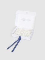 Caja de regalo Enterizo + Babero Flores