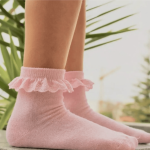 Calcetín corto con vuelitos baby pink