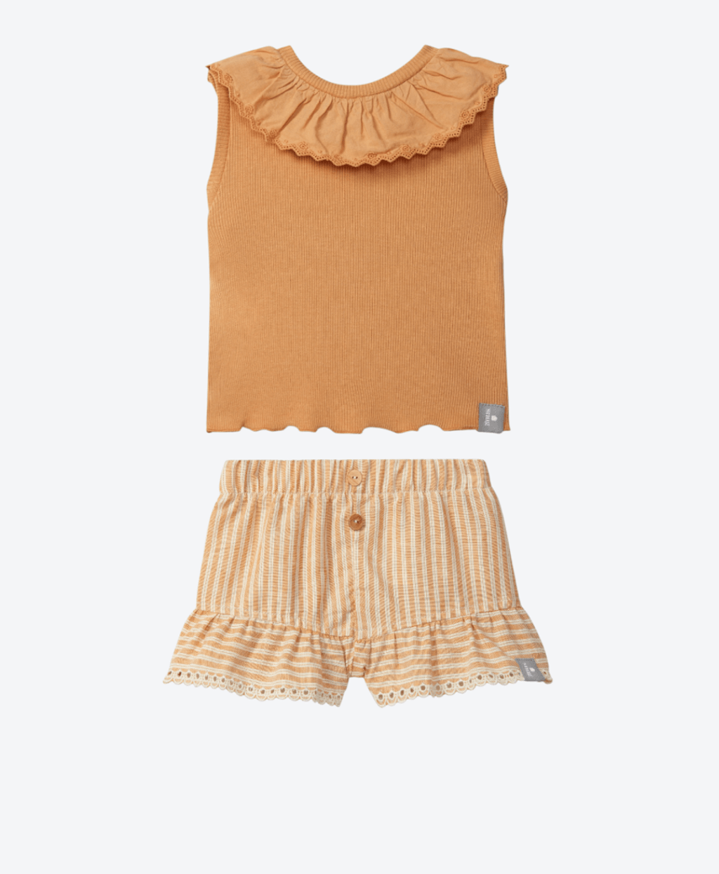 749-019ea319-502e-7360-b37a-e0fe416eaf84.png Conjunto short y blusa con cuellito ocre - Imagen 1
