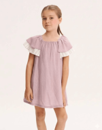 Vestido malva con manga volante