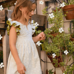 Vestido flores con volantes
